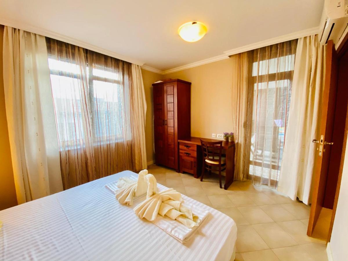 Santa Marina 2-Bedroom Apt. W/ Sea View + Terrace Sozopol Exterior photo
